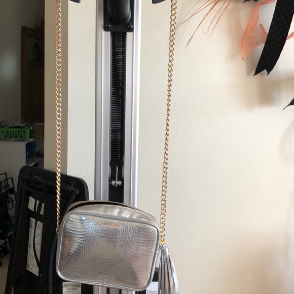 TWO Victoria Secret Bags - (Tote & Crossbody) - Picture 4 of 8